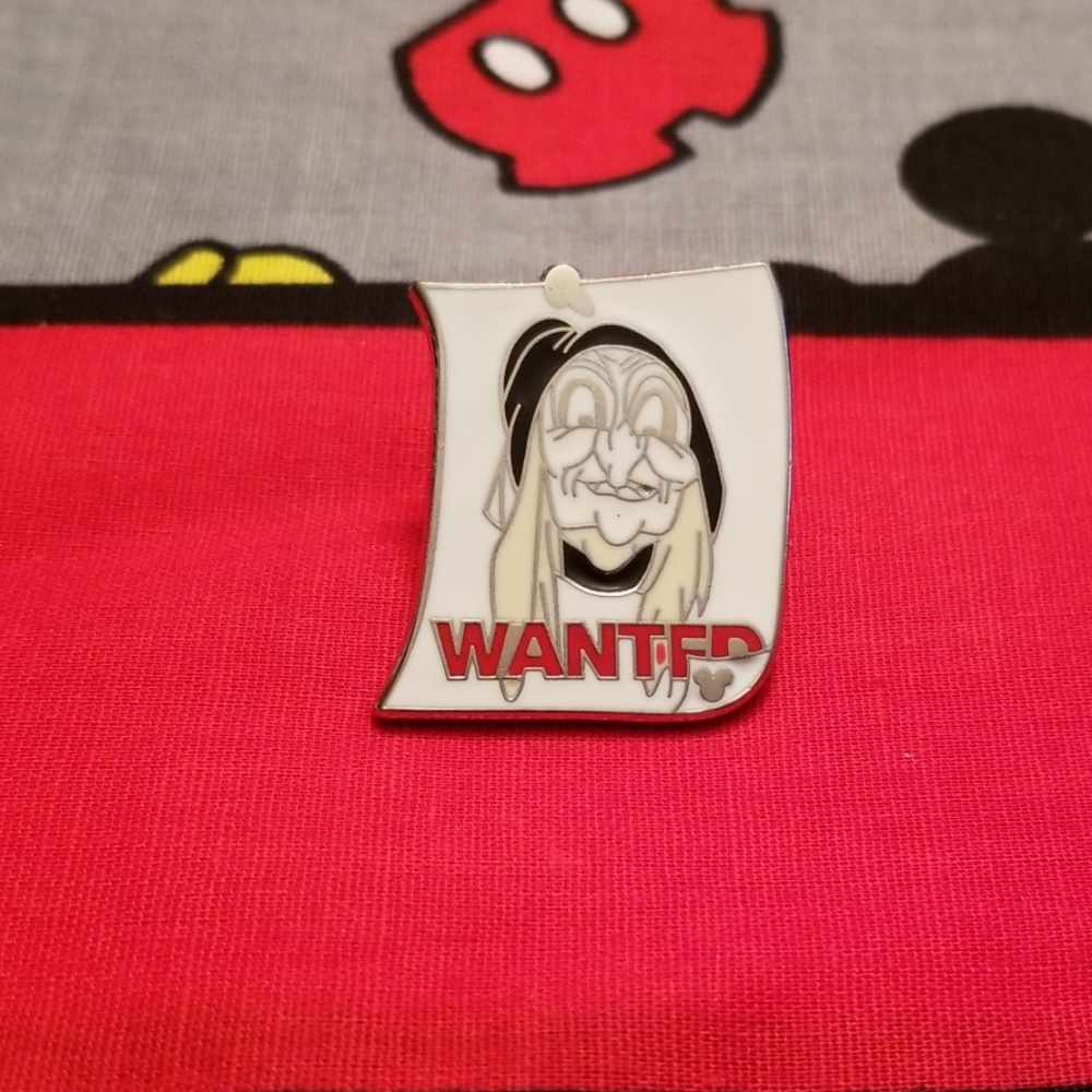 Disney Hidden Mickey Trading Pin